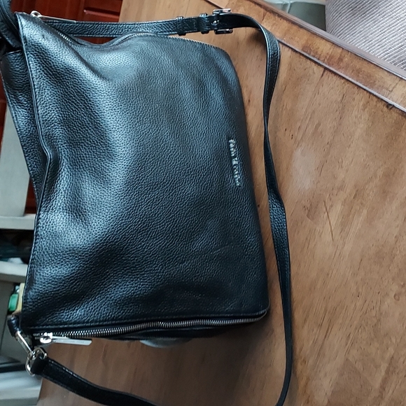 Michael Kors Handbags - SOLD Michael Kors Large Pebbled Leather Bag, EUC